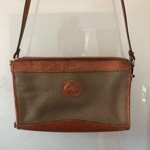 Vintage Dooney & Bourke crossbody